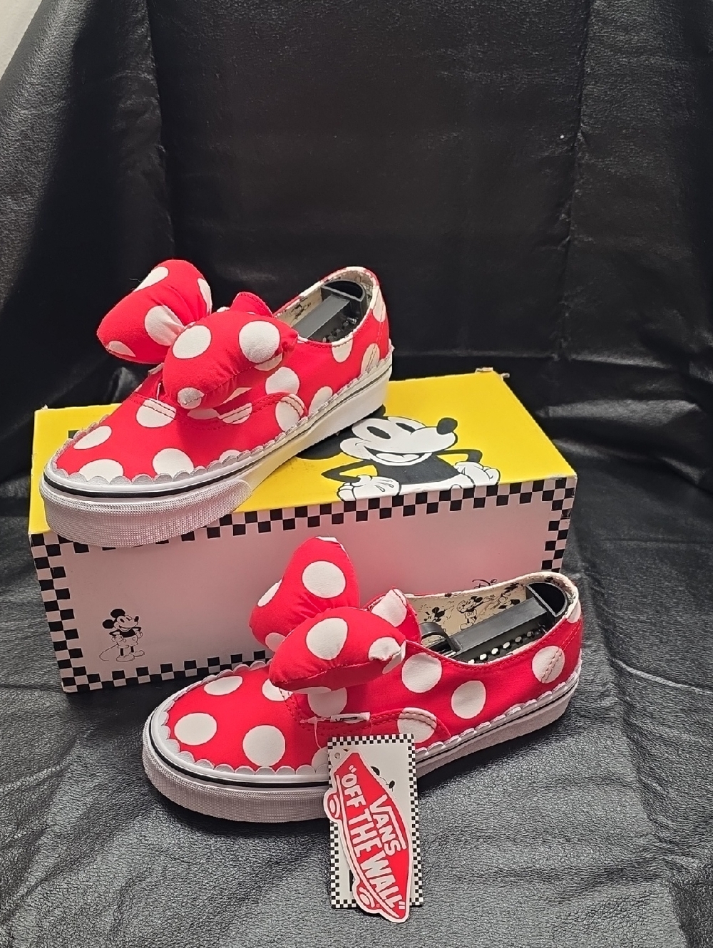 NIB Vans Minnie's Bow Slip On Women's Sz. 8